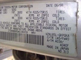 1998 TOYOTA 4RUNNER SILVER SR5 3.4L,AT,4WD.  Z24893